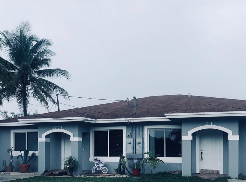 Primary Photo - 2821 NW 106th St
