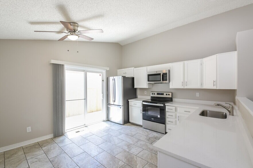 Building Photo - 4557 Gibraltar Way