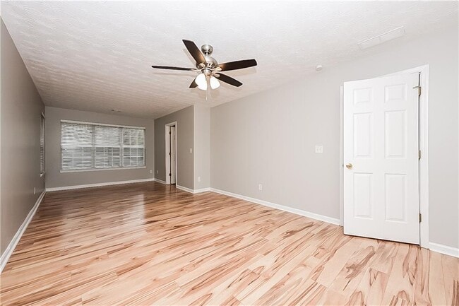 Building Photo - 801 Winsap Dr