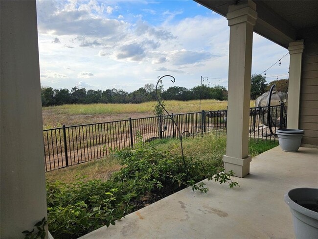 Building Photo - 9201 Brodie Ln