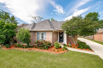 Building Photo - 10580 Springglen Ct