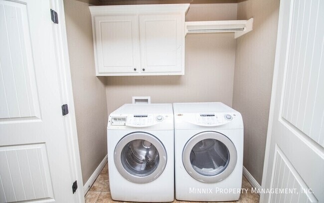 Building Photo - 4303 43rd St