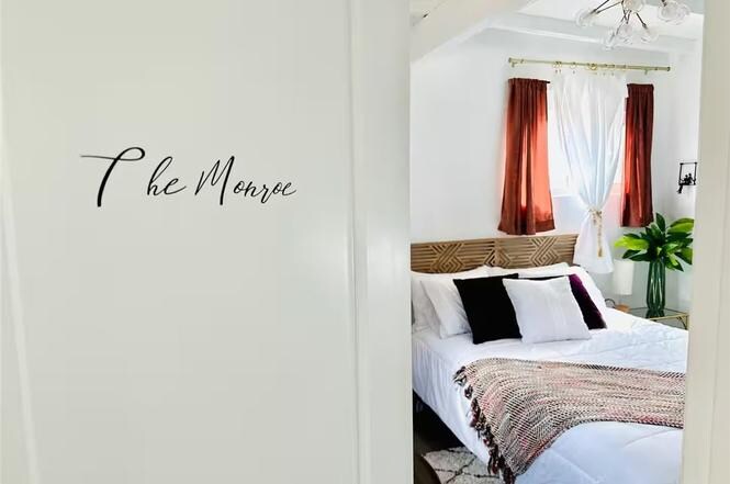 Building Photo - 73952 Gorgonio Dr