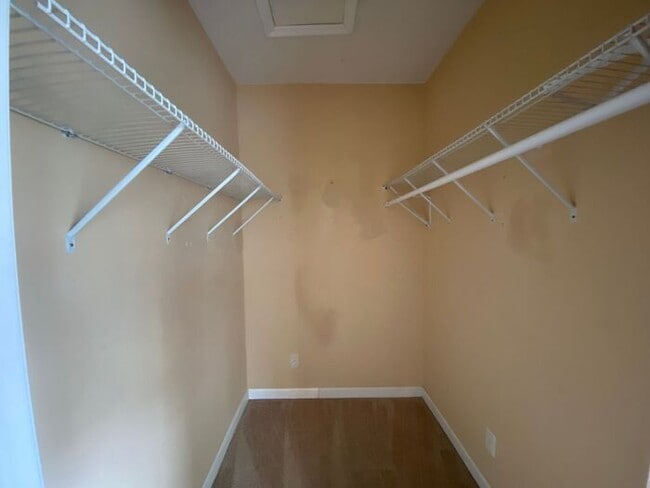 Building Photo - Germantown / Salemtown House for Rent!  2 Beds w/ extra rooms  + 2 full baths!