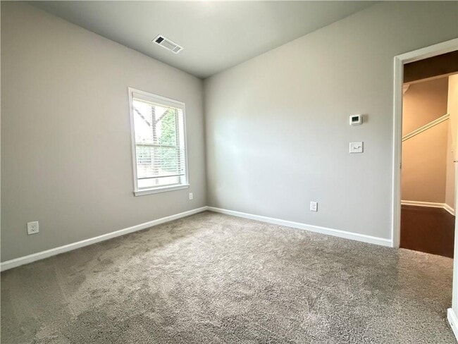 Building Photo - 2838 Vlg Pk Bnd