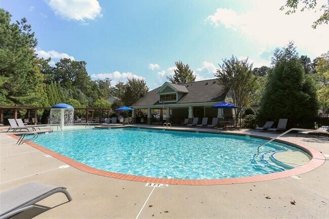 Building Photo - 1445 Winshire Cove