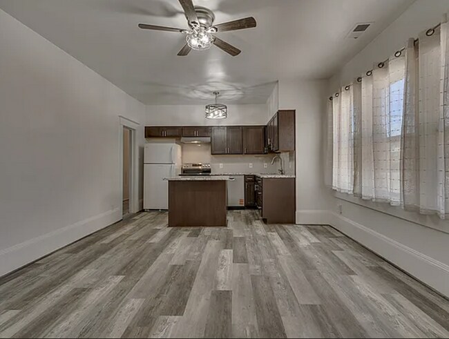 Building Photo - 1500 Watt St
