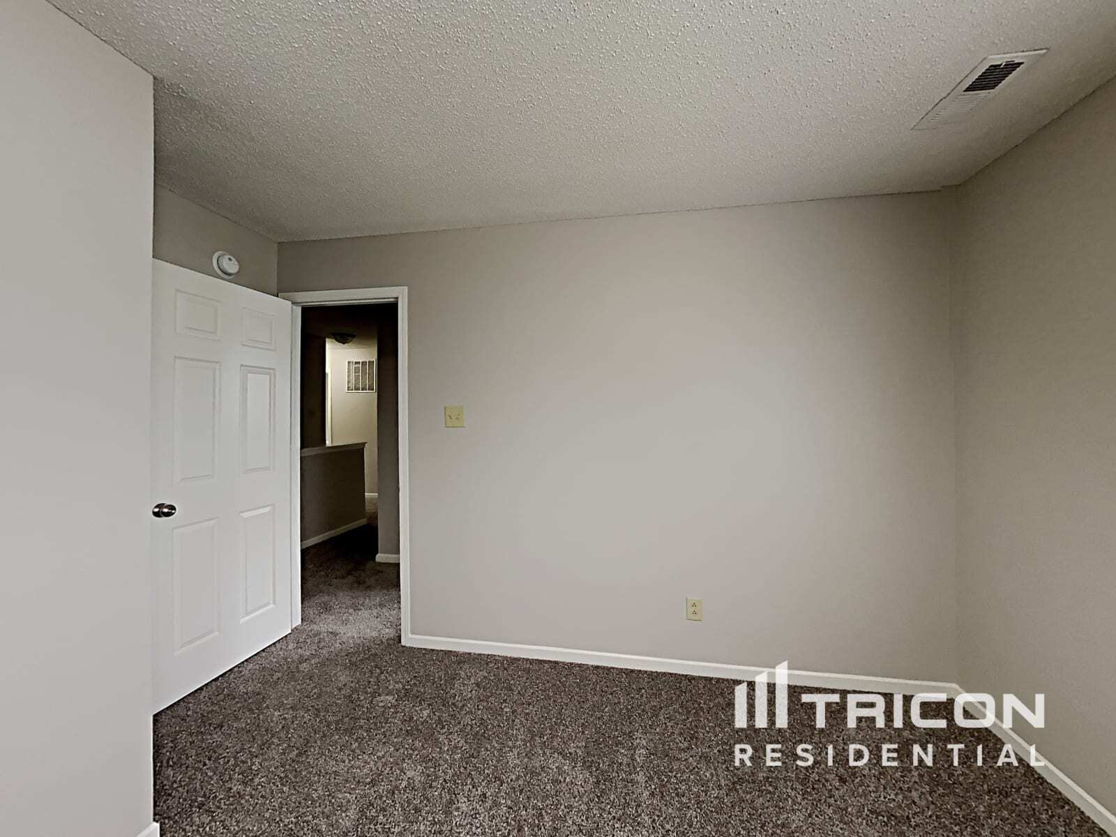 Building Photo - 13452 N Carwood Ct