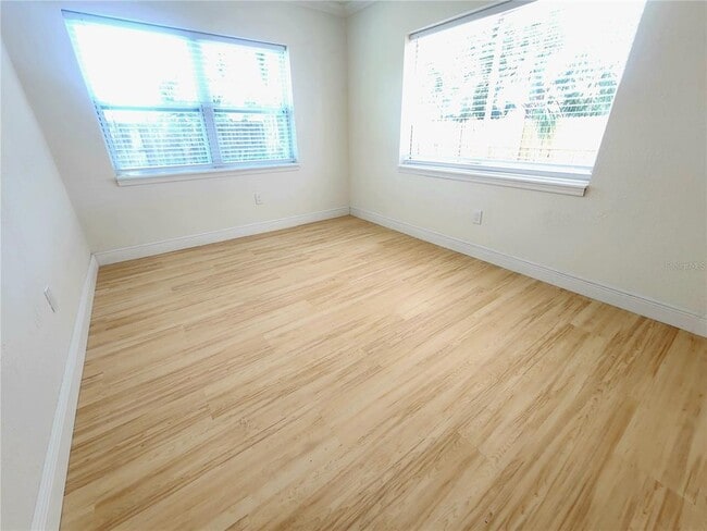 Building Photo - 2494 Del Rio Way