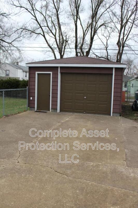 Building Photo - 6726 Leland Ave
