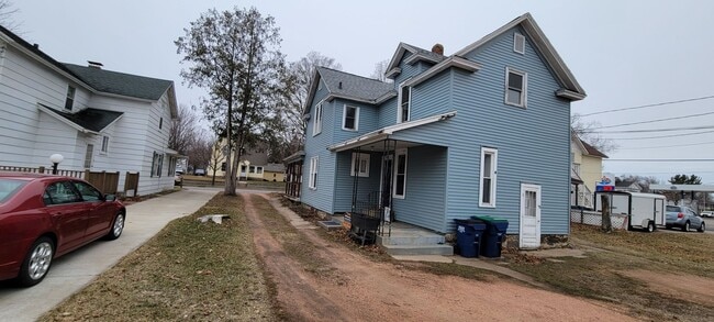 Building Photo - 325 N 3rd Ave