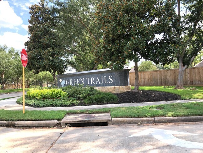 Building Photo - 18126 Somerset Knolls Ct