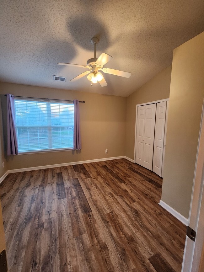 Building Photo - 6319 Sweetbay Dr