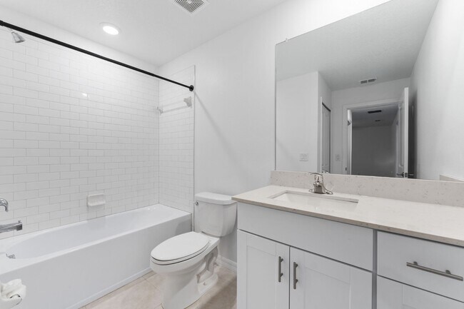 Building Photo - Stunning Large Mirada Townhome; 3 BR + LOFT / 2.5 BA/ 2 Car Garage-2300+ SF!