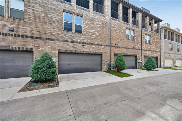 Building Photo - 4164 Kearsage Dr