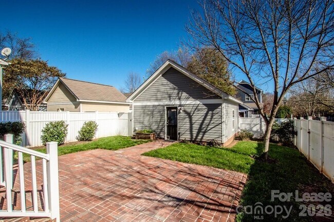 Building Photo - 8147 Townley Rd