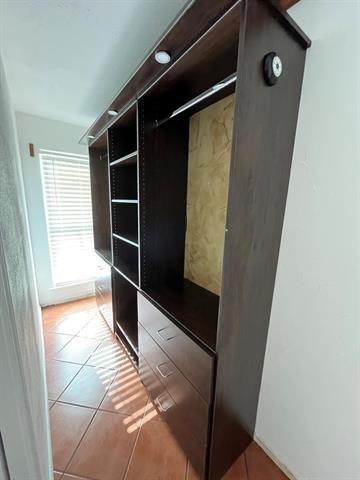 Building Photo - 640 Harbor Dr