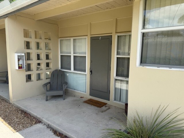 Building Photo - 15 SE 10th St