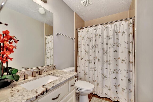 Building Photo - 1119 Sopris Dr