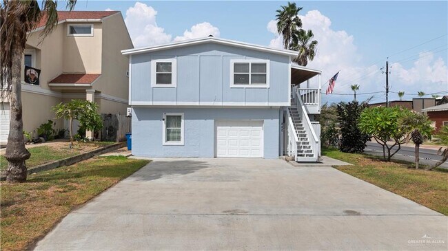 Building Photo - 200 W Retama St
