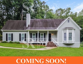 Building Photo - Enjoy living the good life in this 3 bedroom, 2 bathroom home