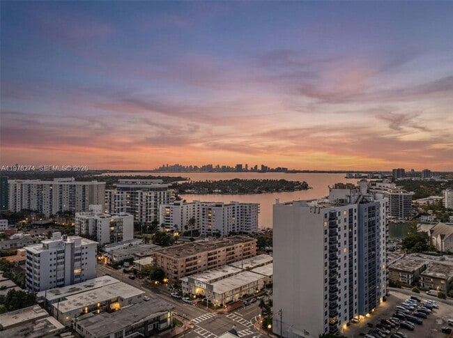 Building Photo - 401 69th St