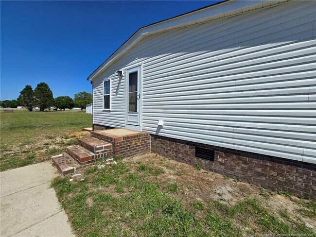 Building Photo - 470 Shelton Beard Rd