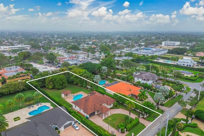 Building Photo - 10261 SW 58th St