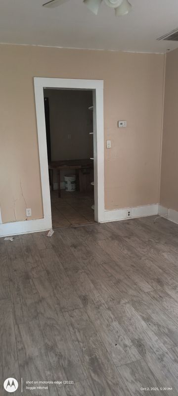Building Photo - 407 W 60th St