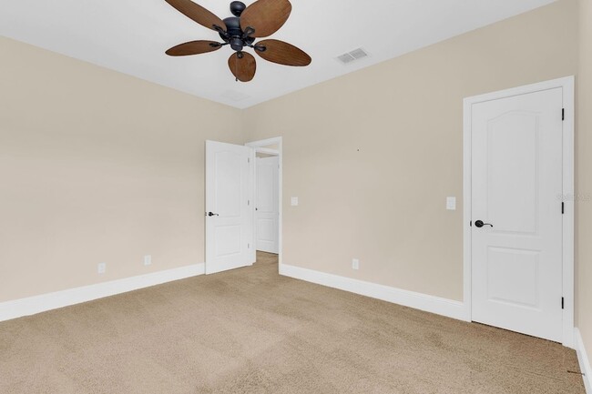 Building Photo - 2851 Dorell Ave