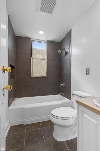 BR1 - 1253 S Avers Ave