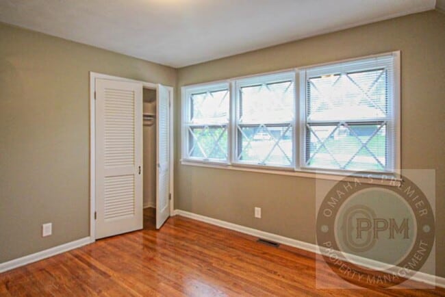 Building Photo - Spacious 4 Bedroom 2.5 Bath Family Home!