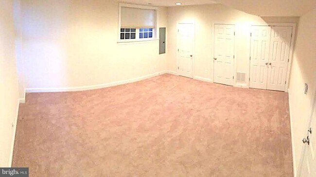 Building Photo - 2094 Hutchison Grove Ct