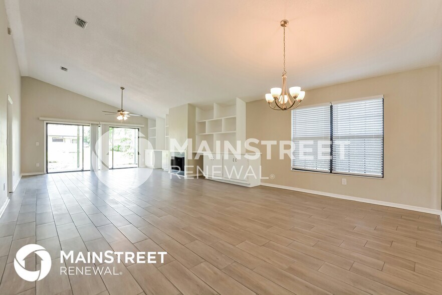 Building Photo - 969 Belleflower Dr