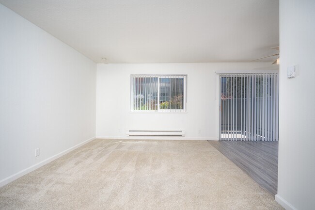 Oliva #37 living(2) - Oliva Apartments