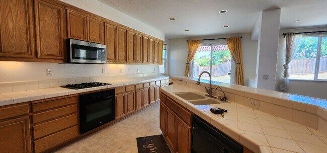Building Photo - Welcome to American Canyon!! Beautiful Lar...