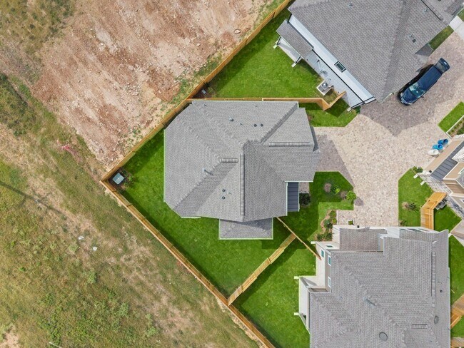 Building Photo - 1312 Shaded Rock Dr