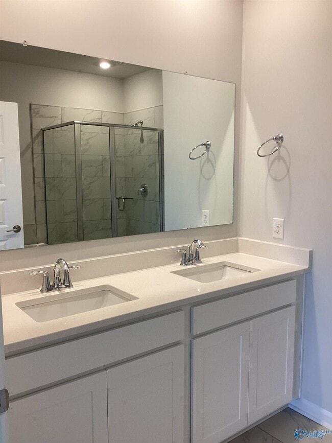 Building Photo - 229 Paca Ln