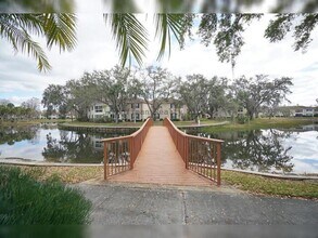 Building Photo - Lakefront Condo in Carrollwood!
