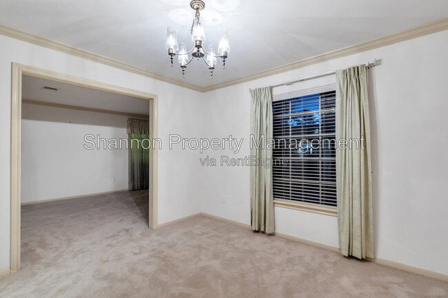 Building Photo - 3810 Glenheather Dr