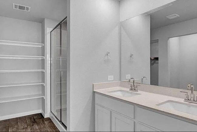 Building Photo - 211 Hamilton Pool Ln
