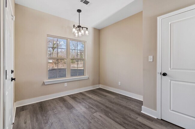 Building Photo - 2807 Epping Way Dr