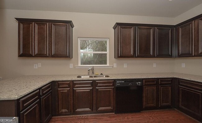 Building Photo - 313 Woodson Way