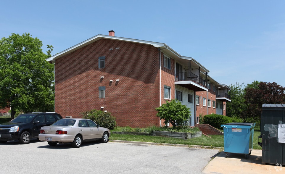 Building Photo - Maiden Choice Apartments