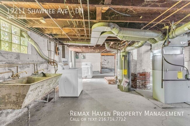 Building Photo - 19211 Shawnee Ave