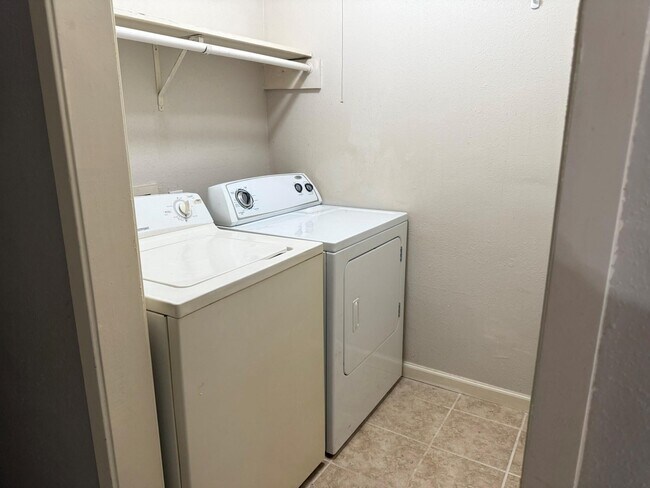 Building Photo - 16303 Lyons School Rd