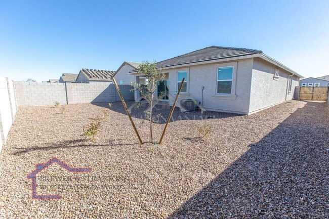 Building Photo - 44498 W Palo Aliso Way