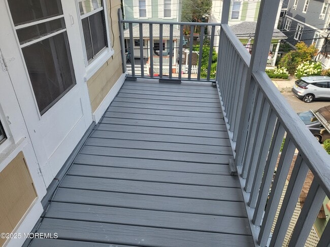 Building Photo - 122 Mt Hermon Way