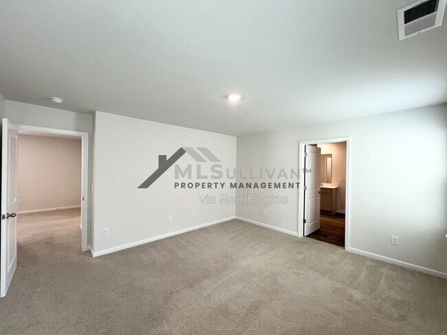 Building Photo - 2932 Egert Dr