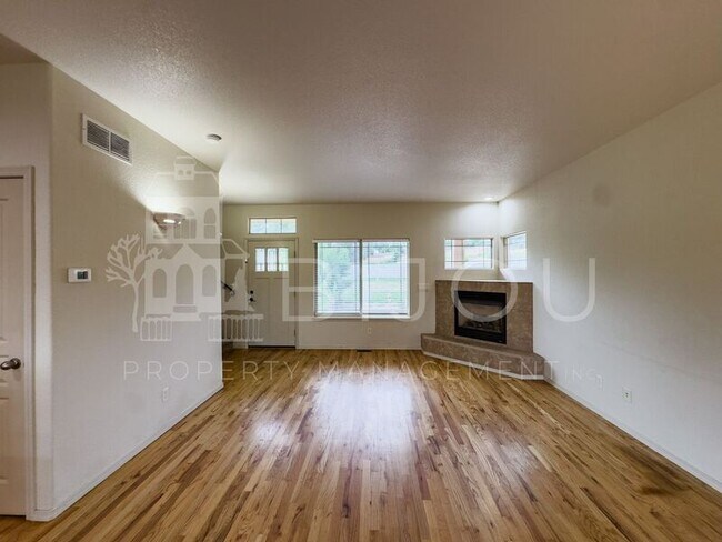 Building Photo - 1234 Chelsea Village Heights